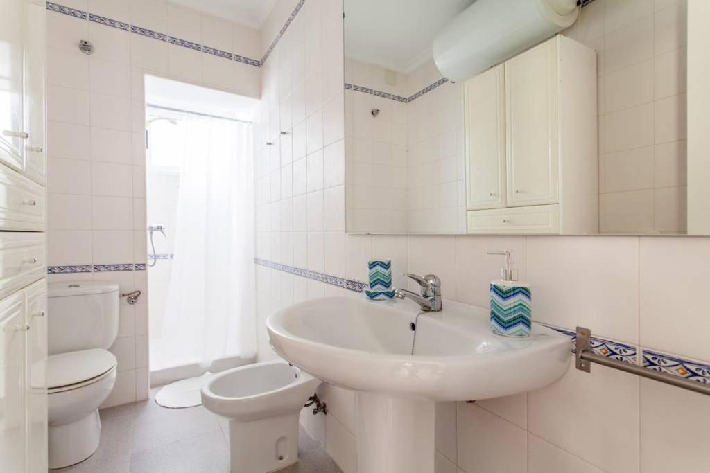 Hostly Rivero 2b Center-fibre-communal Terrace-parking Optional-cless *
